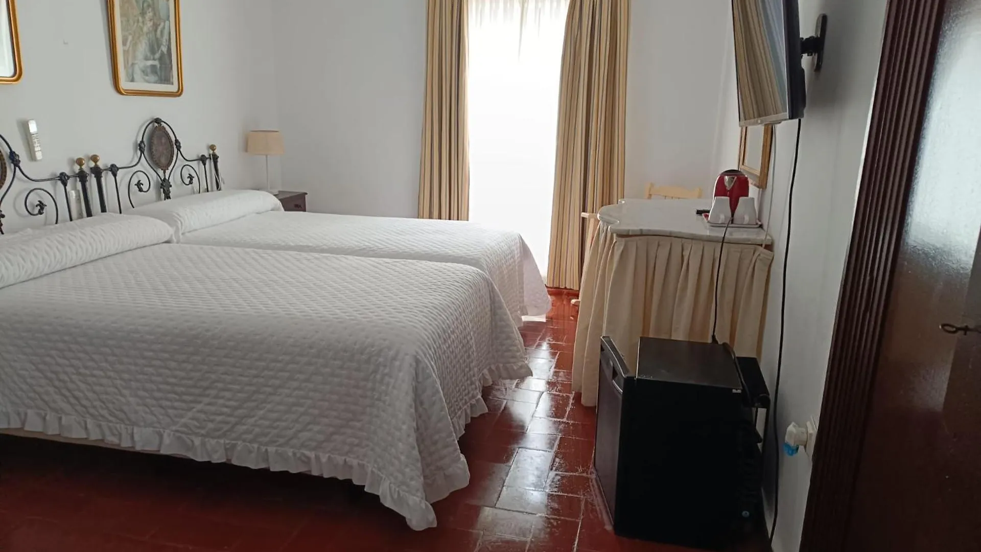Hostal Gran Capitan Chipiona 0*,